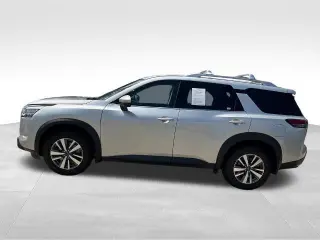 Nissan Pathfinder 2023 AWD SL 4dr SUV