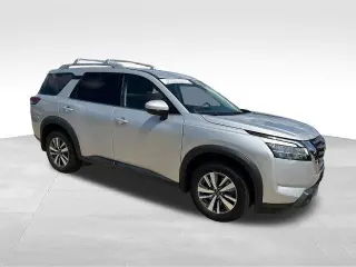 Nissan Pathfinder 2023 AWD SL 4dr SUV