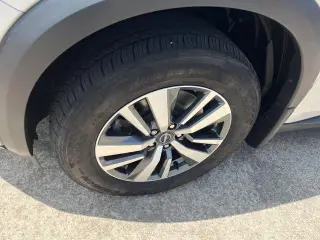 Nissan Pathfinder 2023 AWD SL 4dr SUV