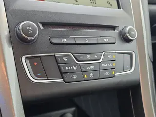 Ford Fusion 2018 SE 4dr Sedán