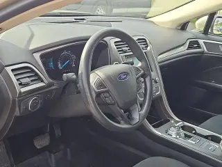 Ford Fusion 2018 SE 4dr Sedán