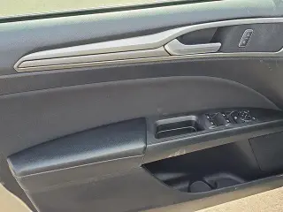 Ford Fusion 2018 SE 4dr Sedán