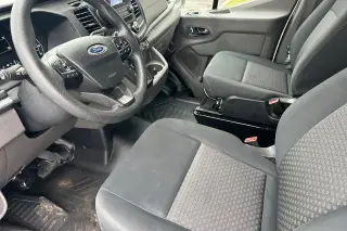Ford Transit 2025 250 3dr LWB Techo Bajo Furgón de Carga