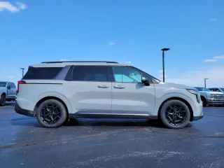 Kia Carnival 2025 SX Prestige 4dr Mini-Van