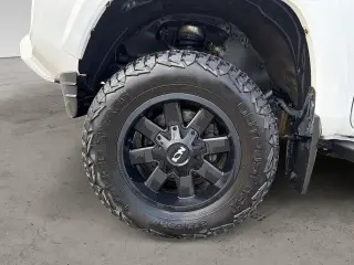 Toyota Tacoma 2017 4x4 TRD Sport 4dr Double Cab 5.0 ft SB 6A