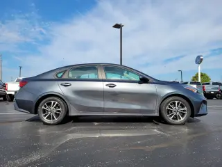 Kia Forte 2023 LXS Sedán 4 puertas