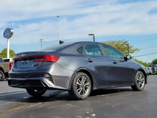 Kia Forte 2023 LXS Sedán 4 puertas