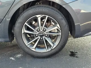 Kia Forte 2023 LXS Sedán 4 puertas