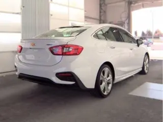 Chevrolet Cruze 2017 Premier Auto 4dr Sedán