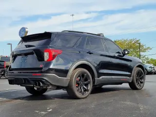 Ford Explorer 2023 AWD ST 4dr SUV