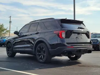 Ford Explorer 2023 AWD ST 4dr SUV