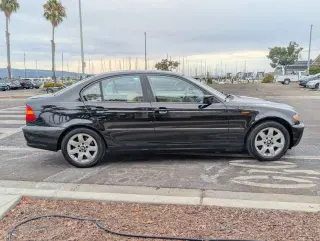 2004 BMW 3 Series