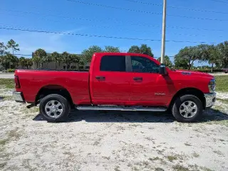 RAM 2500 2026 4x4 Big Horn 4puertas Crew Cab 6.3 ft. TCOF