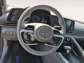 Hyundai ELANTRA 2022 SEL 4dr Sedán