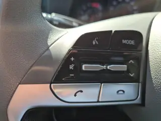 Hyundai ELANTRA 2022 SEL 4dr Sedán