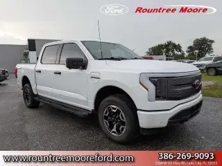 Ford F-150 Lightning 2023 AWD XLT 4dr SuperCrew 5.5 ft. SB