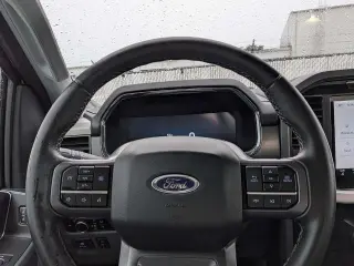 Ford F-150 Lightning 2023 AWD XLT 4dr SuperCrew 5.5 ft. SB