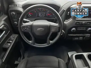 Chevrolet Silverado 1500 2022 4x4 Custom Trail Boss Cabina Crew 4 puertas SB de 5.8 pies