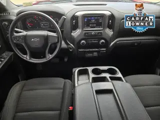 Chevrolet Silverado 1500 2022 4x4 Custom Trail Boss Cabina Crew 4 puertas SB de 5.8 pies