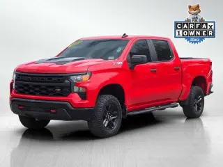Chevrolet Silverado 1500 2022 4x4 Custom Trail Boss Cabina Crew 4 puertas SB de 5.8 pies