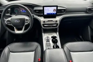 Ford Explorer 2023 AWD XLT SUV de 4 puertas