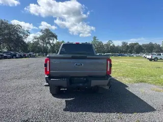 Ford F-250 Super Duty 2023 4x4 XL 4 puertas Crew Cab Camioneta cabina corta de 6,8 pies