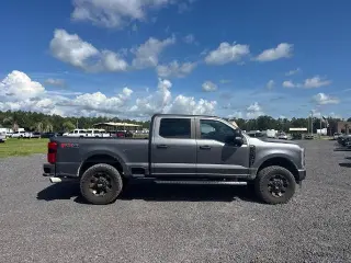 Ford F-250 Super Duty 2023 4x4 XL 4 puertas Crew Cab Camioneta cabina corta de 6,8 pies