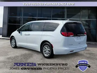 Chrysler Voyager 2022 LX 4dr Mini-Van