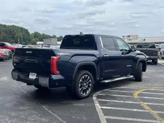 Toyota Tundra 2022 4x2 Limited Cabina CrewMax de 4 puertas SB