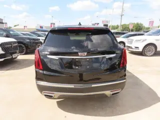 Cadillac XT5 2023 Premium Luxury SUV de 4 puertas