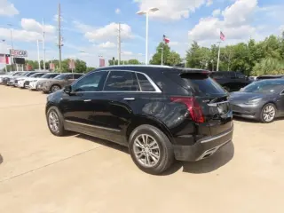 Cadillac XT5 2023 Premium Luxury SUV de 4 puertas