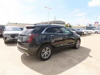 Cadillac XT5 2023 Premium Luxury SUV de 4 puertas