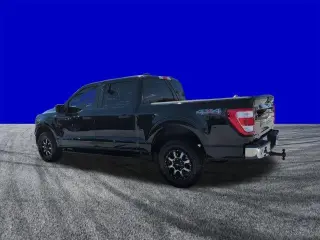 Ford F-150 2023 4x4 XL 4 puertas SuperCrew con caja de 5,5 pies (SB)