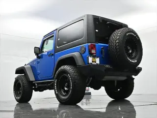 Jeep Wrangler 2016 4x4 Sport SUV 2 puertas
