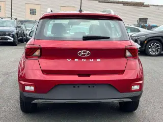 Hyundai VENUE 2023 Limited 4 puertas Crossover
