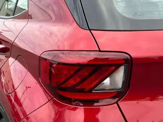 Hyundai VENUE 2023 Limited 4 puertas Crossover