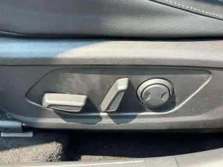 Hyundai ELANTRA 2023 Limited sedán 4 puertas