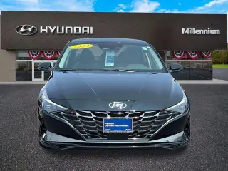 Hyundai ELANTRA 2023 Limited sedán 4 puertas