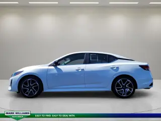 Nissan Sentra 2024 SR Sedán 4 puertas