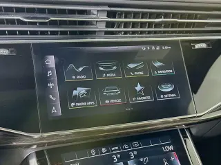 El Audi Q7 2022 AWD quattro Premium Plus 45 TFSI SUV de 4 puertas