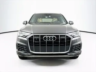 El Audi Q7 2022 AWD quattro Premium Plus 45 TFSI SUV de 4 puertas