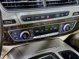 Audi Q7 2019 AWD quattro SE Premium Plus 45 TFSI SUV de 4 puertas