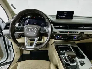 Audi Q7 2019 AWD quattro SE Premium Plus 45 TFSI SUV de 4 puertas