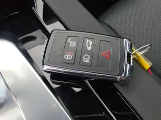 Land Rover Discovery Sport 2023 tracción a las cuatro ruedas P250 SE R-Dynamic SUV de 4 puertas