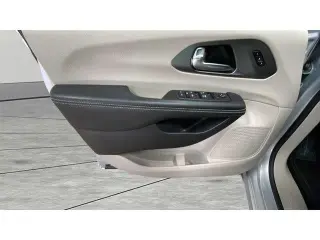 Chrysler Pacifica 2022 Touring L 4dr Mini-Van