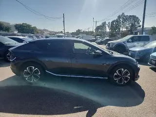 Kia EV6 2024 Light Long Range 4p Crossover