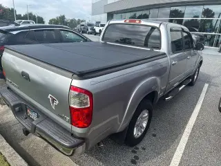 Toyota Tundra 2006 SR5 4dr Double Cab SB (4.7L V8)