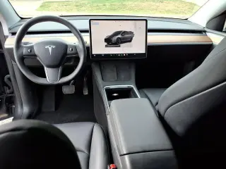 Tesla Model Y 2023 AWD Larga Autonomía 4dr Crossover