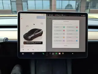 Tesla Model Y 2023 AWD Larga Autonomía 4dr Crossover