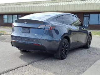 Tesla Model Y 2023 AWD Larga Autonomía 4dr Crossover